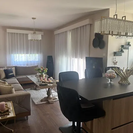 Golden Nest Lykavitos Stylish Escape Appartamento Nicosia