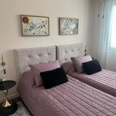 Golden Nest Lykavitos Stylish Escape Appartamento *